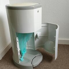 【日本育児】Color Korbell おむつポット（おむつ用ゴミ箱）の画像