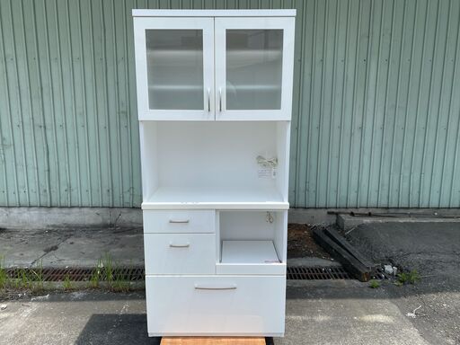 宇都宮でオシャレな家具を探すなら『オトワリバース！』レンジボード W800 収納棚 食器棚 ニトリ ホワイト キッチン収納 中古品