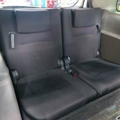 18000㎞しか乗ってませんこのアイシス！の画像