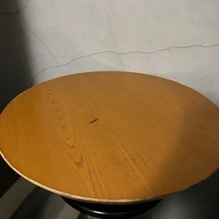 ハイテーブルの画像
