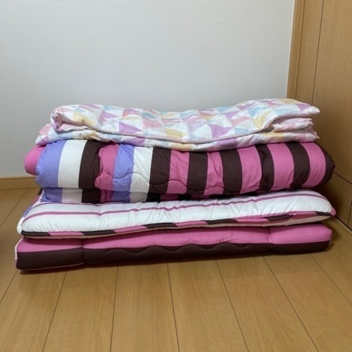 【超美品・引取り早い方優先】シングル　組布団　敷布団、掛け布団、肌布団　3点セット