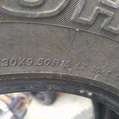 ジムニー、タイヤの画像