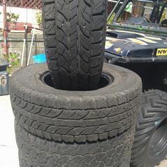 ジムニー、タイヤの画像