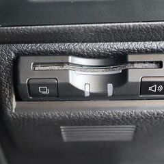 【自社ローン】インプレッサXV 2.0i-L EyeSight AWD☆最長３６回払い！ブラックの方でもOK！保証人・頭金なしでも可能☆の画像