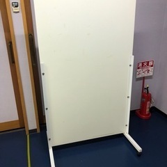 大型鏡　左下にヒビ有りの画像