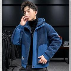新品同様ダウンジャケットの画像
