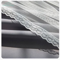 カーテンの画像