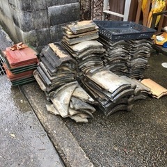 【セメント瓦】DIYで土間打ちする時のコンクリートのかさ増しにいかがですか？の画像