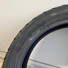 ピレリ バイクタイヤ 140/70r17の画像