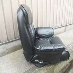 リクライニング　回転イスの画像