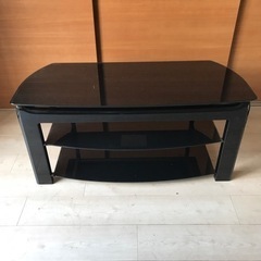 ガラス天板のTV台