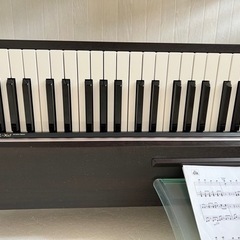 電子ピアノの画像