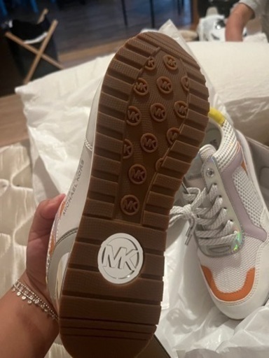 MICHAEL KORS 