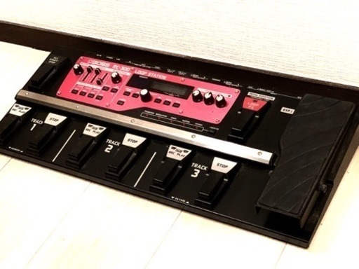 超美品!!ほぼ未使用!!取説•保証書•アダプター•箱付き Roland RC-300 最高峰LOOP STATION 多機能3ch マ