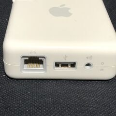 Apple純正　AirMac Express Base Station（A1264・MB321J/A）通電確認＆現状渡しの中古品の画像