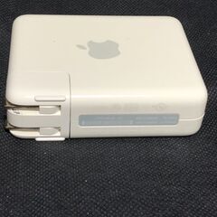 Apple純正　AirMac Express Base Station（A1264・MB321J/A）通電確認＆現状渡しの中古品の画像
