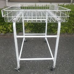 ■配達可■販売ワゴン 店舗 フリマ ワゴンセール イベントワゴン 折り畳み可 スチール製　　　　の画像