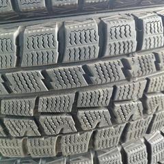【格安】165/70R14　ダンロップ(DONLOP) 　WM01 2015年製　スタッドレスタイヤ　４本の画像