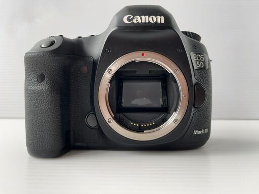 【極美品/中古】EOS 5D MARK3 充電器付き、化粧箱付き