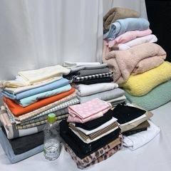 たくさんの生地の画像