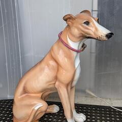 [福岡支店]　お引き取り限定　陶器 イングリッシュグレイハウンド 置物　玄関 庭 番犬　グレーハウンドの画像
