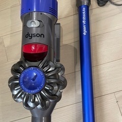 ダイソンV8掃除機　ジャンク