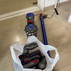 ダイソンV8掃除機　ジャンクの画像