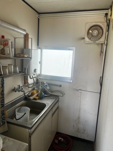 三連棟プレハブ（値下げ致します！）