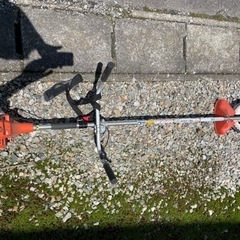 草刈機