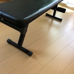 『購入者決定済』腹筋台&ダンベルの画像