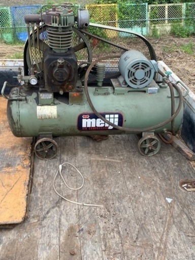 コンプレッサー2台