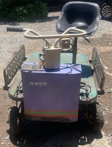 【8/4値下げしました】ジャンク品　農機具／片倉機器　棚下電動作業台車