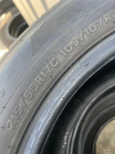 17インチ ナスカータイヤ ハイエース