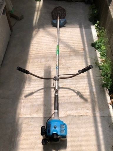草刈り機