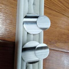 ピアス　各100円　①