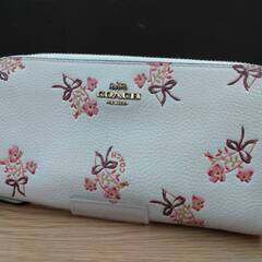 ✨値下げしました✨😉お買い得😉COACH ロング ジップ アラウ...