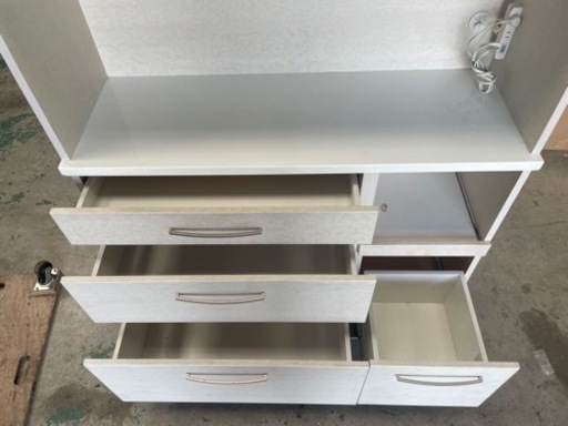 決まりました☆中古品☆食器棚☆格安です☺️