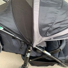 お値下げ交渉可 joie ベビーカー 三輪の画像