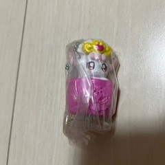 【新品】Go!プリンセスプリキュア プリンセスドレスアップキーキーチェーン ガシャポンオリジナルデザイン3弾のパフ&ティーカップの画像
