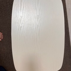 折りたたみ机の画像