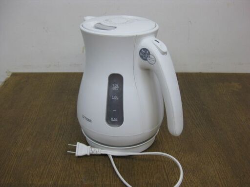 TIGER タイガー魔法瓶 電気ケトル PCL-A120 2021年製 1.2L マットホワイト
