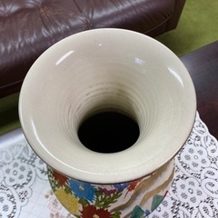 ★【値下げしました‼️】丸十 薩摩焼 花瓶/壺（大物、全長46㎝）の画像