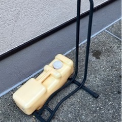 自転車スタンドと重し(ウォータータンク)のセット
