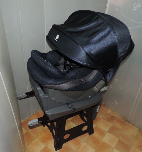 ベビー・子供用品買取販売キッズモール湘南/リーマン　レスティロ/新生児～４歳頃/ISO FIX対応/コンパクト/洗濯済