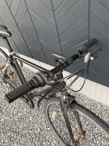 クロスバイク　28インチ　自転車　黒　シティバイク　
