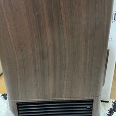 ニトリ　セラミックファンヒーターの画像