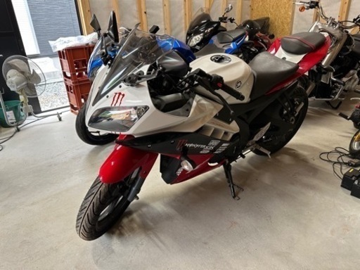 ヤマハ　YZF-R15 〈2013年式〉走行4880km