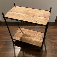 ２段棚 (金属塗装と天板部分はDIY)の画像