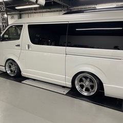 ハイエースホイール