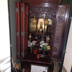 仏壇　高さ173　幅77